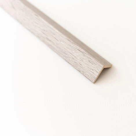 Paraspigolo In Mdf Rovere Grigio Mm.28x28x3000